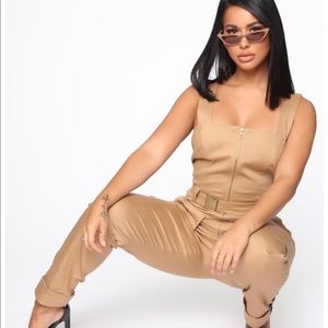 Brand new fashion nova jumpsuit never worn